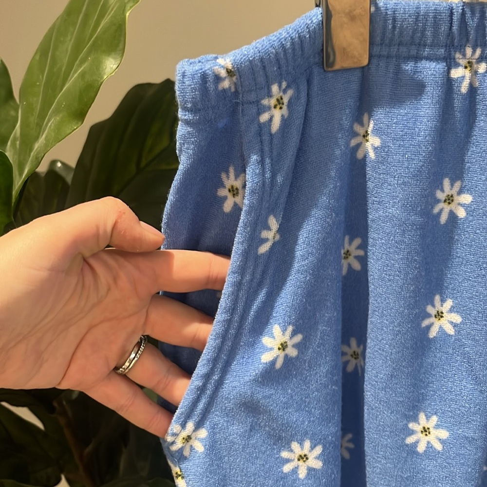 ⭐️HOST PICK 3/$35⭐️Carisma | Terry Pajama Set- large - Picture 9 of 10